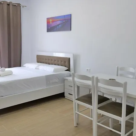Apartment Lux *