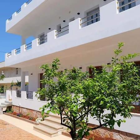 Lux Appartamento Ksamil