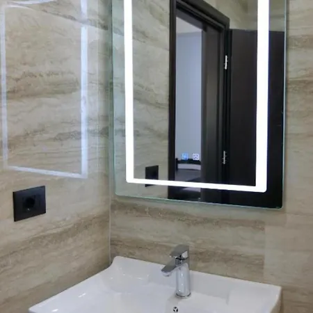 Apartment Lux