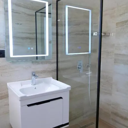 Apartment Lux *